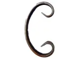 Wyrób kuty: Kuty element ozdobny w kształcie litery C ze zwojami 95x60 mm 12x6 mm