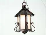 Wyrób kuty: Lampa Sufitowa Kuta w Stylu Latarni Klasycznej