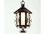 Wyrób kuty: Lampion Wiszący Kuty, Stylizowany, z Ornamentyką Wolutową